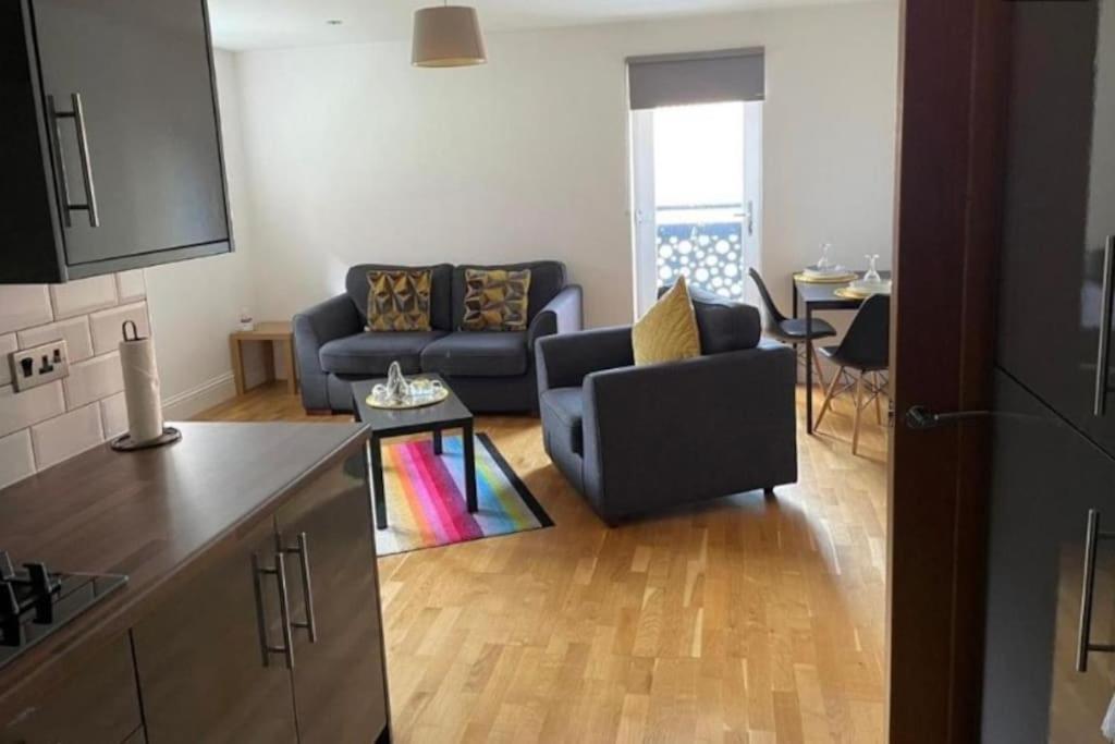 Hu1 Stylish Cozy Central Apartment Wifi H3 Kingston upon Hull Exterior photo